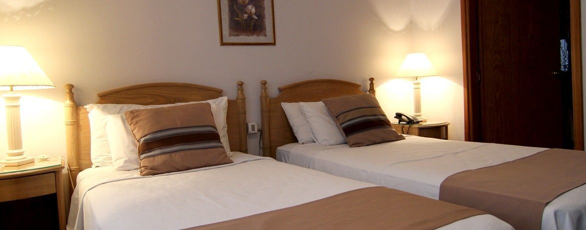 Crystal Palace Hotel Монтевидео Екстериор снимка