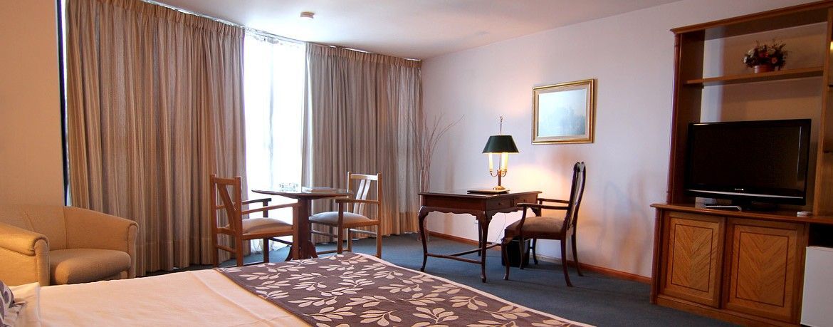 Crystal Palace Hotel Монтевидео Екстериор снимка