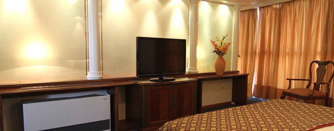 Crystal Palace Hotel Монтевидео Екстериор снимка