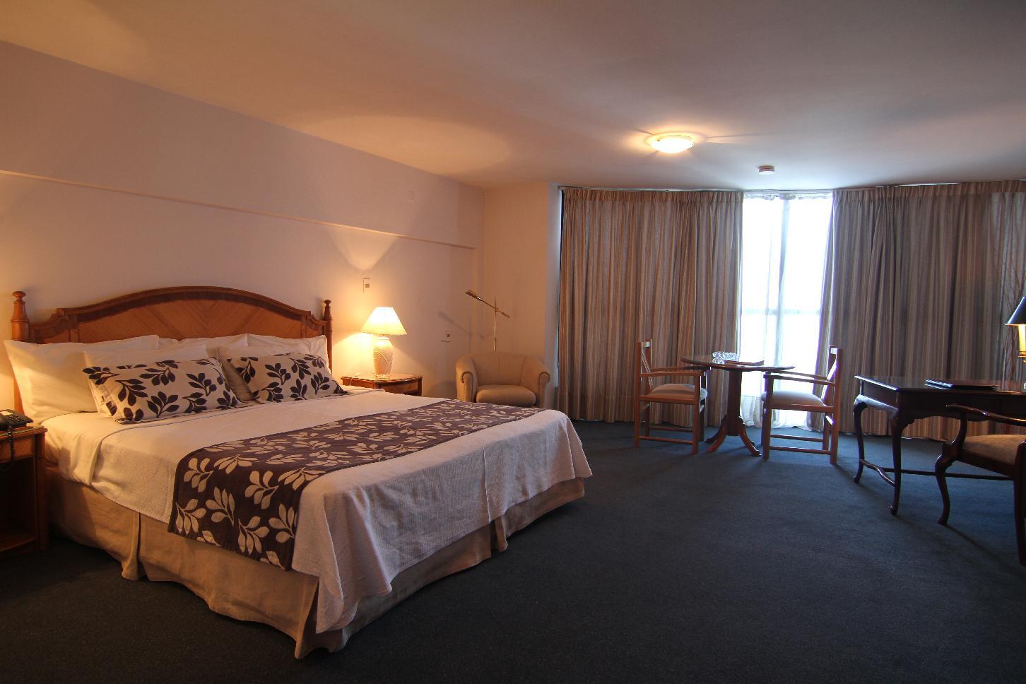Crystal Palace Hotel Монтевидео Екстериор снимка