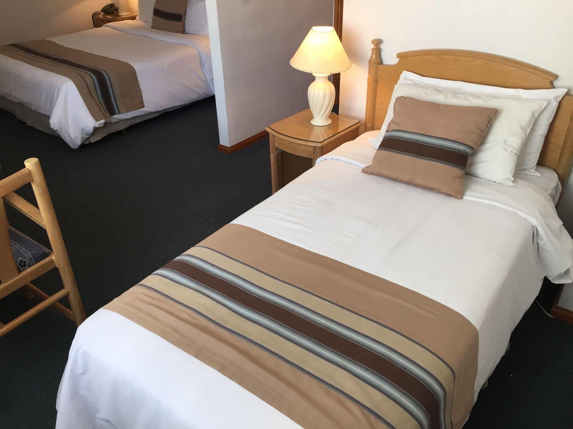 Crystal Palace Hotel Монтевидео Екстериор снимка